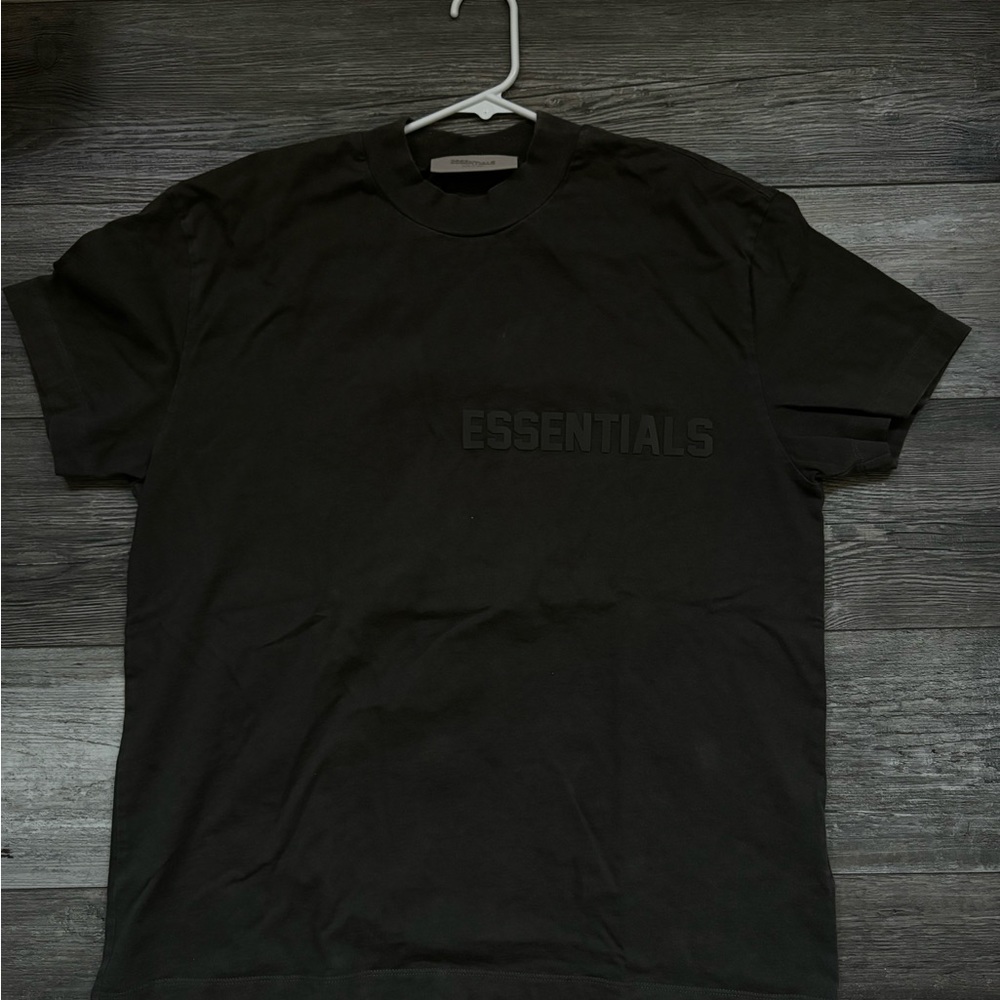 Essentials fear of god tee